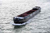 Barge11 (10).JPG (534024 bytes)