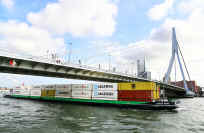 Barge11 (8).JPG (421826 bytes)