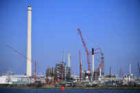 Industrial1 (33).jpg (83652 bytes)