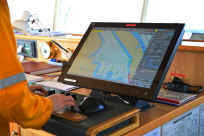  NAV 2003 (1).jpg (157394 bytes)