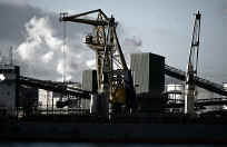 industrialopera  (4).jpg (241022 bytes)